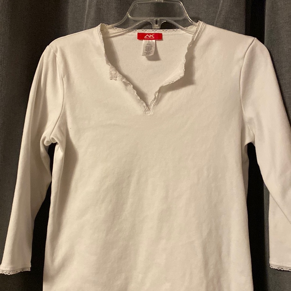 White 3/4 sleeve Anne Klein sport t shirt